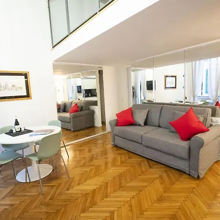 Spanish Steps Romantic Nest * Rom